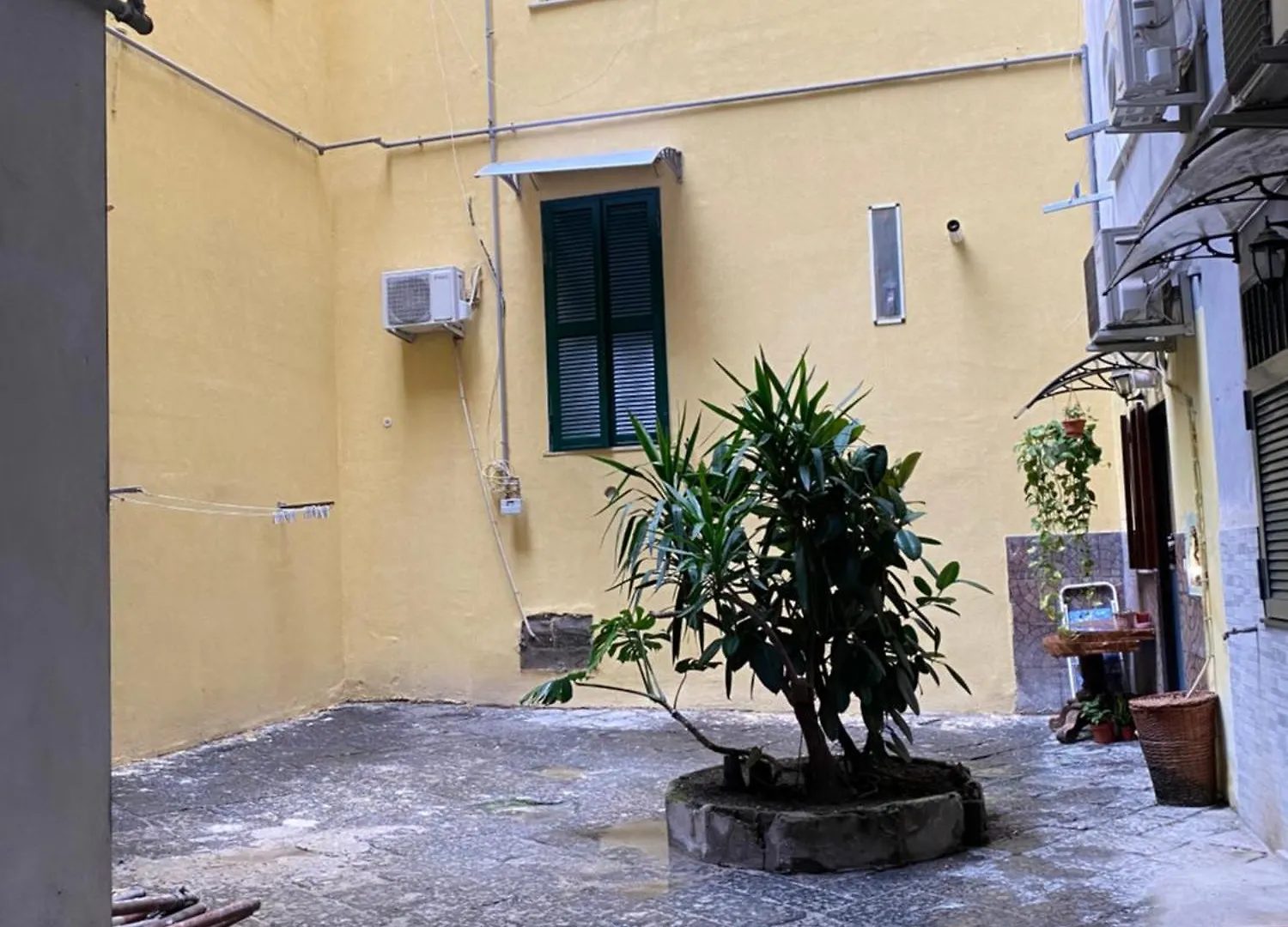 Maison Frattasio Naples Italy